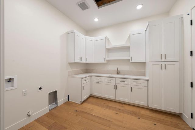 23505 Darkhorse Dr, Auburn, CA 95602