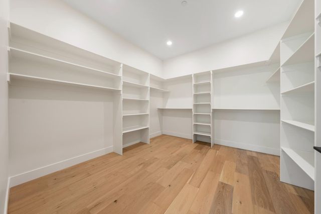23505 Darkhorse Dr, Auburn, CA 95602