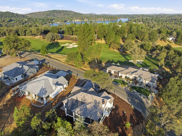 23505 Darkhorse Dr, Auburn, CA 95602