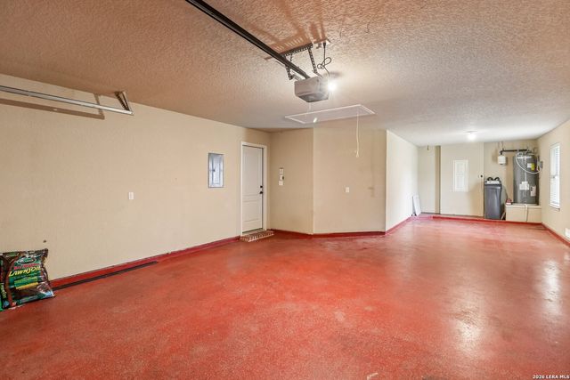 6718 Laura Hts, Schertz, TX 78154