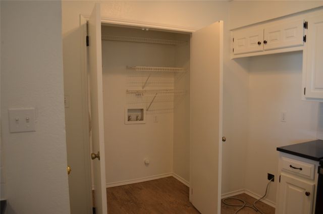 4110 Green Acres Circle, Arlington, TX 76017