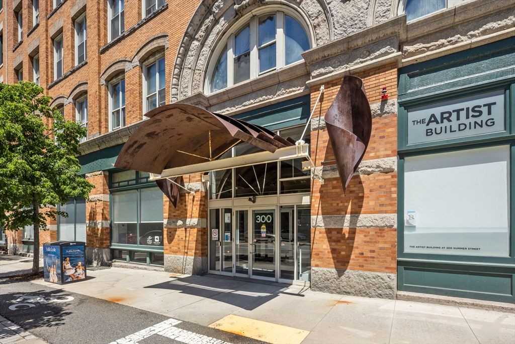 300 Summer St 11, Boston, MA 02210