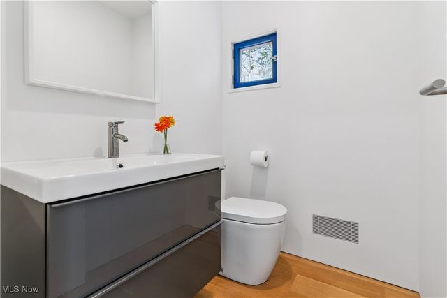 4 Valley Ridge Farm, Hunting Valley, OH 44022