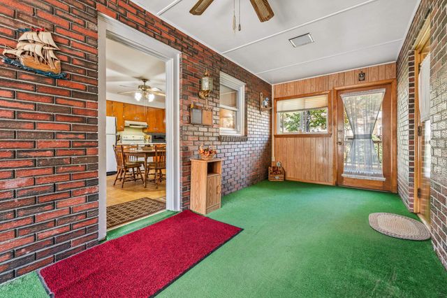 474 Madison Avenue, Berlin, NH 03570