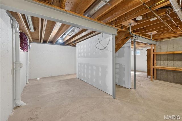 7536 Shaftesbury Avenue, University City, MO 63130
