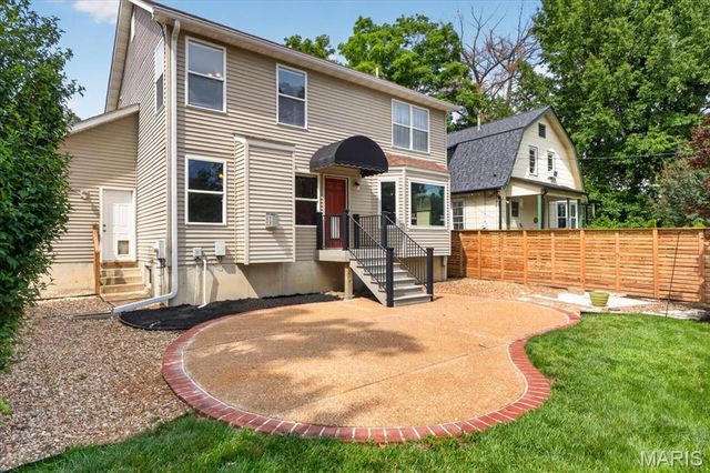 7536 Shaftesbury Avenue, University City, MO 63130