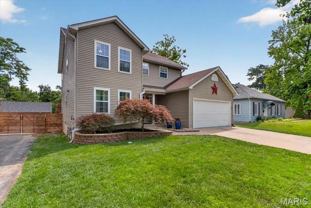 7536 Shaftesbury Avenue, University City, MO 63130