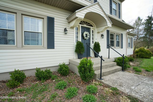 8675 KY-52, Loretto, KY 40037