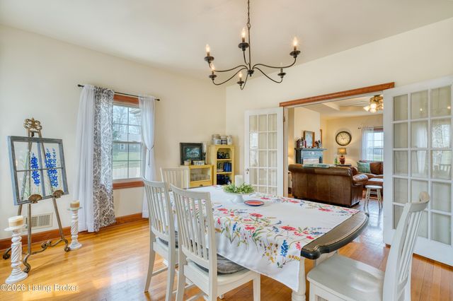 8675 KY-52, Loretto, KY 40037