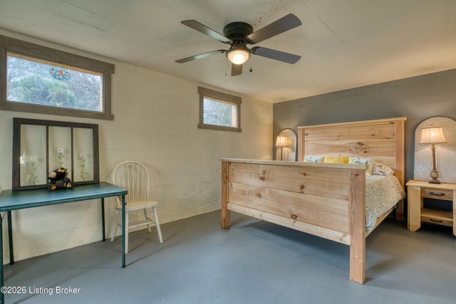 8675 KY-52, Loretto, KY 40037