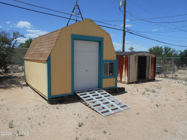 894 S Post Road, Benson, AZ 85602