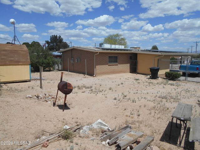 894 S Post Road, Benson, AZ 85602