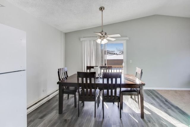 627 Chardonnay Lane, Crystal Lake, IL 60014