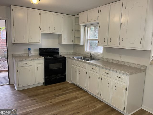 205 Lois Drive, Warner Robins, GA 31093