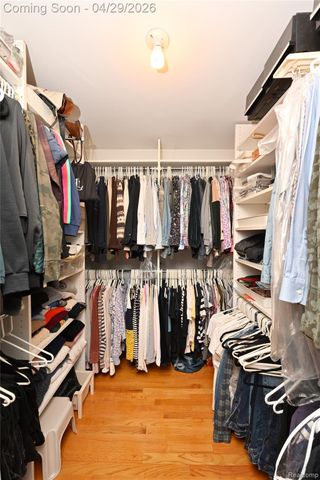 6024 Ledgeway Drive, West Bloomfield Charter Township, MI 48322