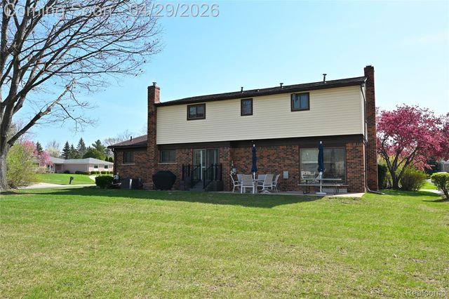 6024 Ledgeway Drive, West Bloomfield Charter Township, MI 48322