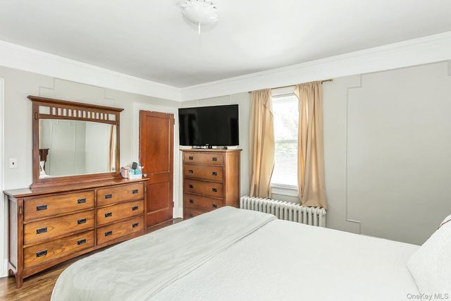 29 Ford Street, Glen Cove, NY 11542