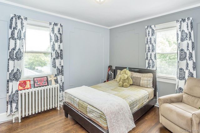 29 Ford Street, Glen Cove, NY 11542