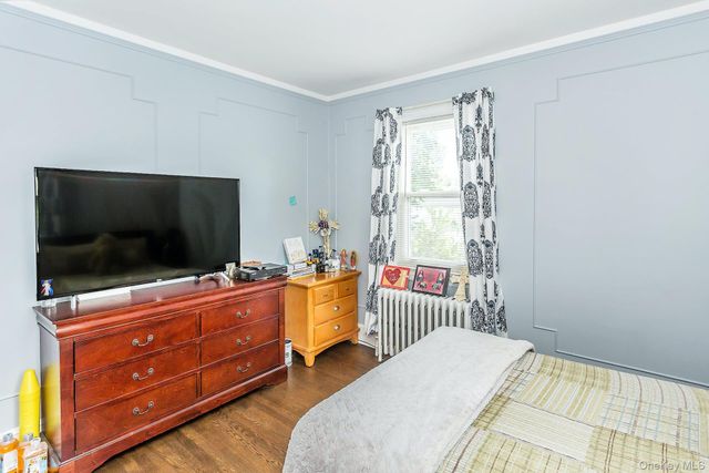 29 Ford Street, Glen Cove, NY 11542