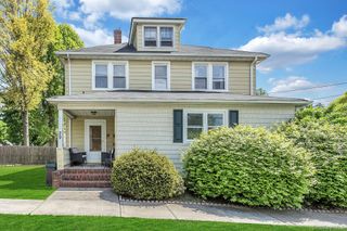 29 Ford Street, Glen Cove, NY 11542