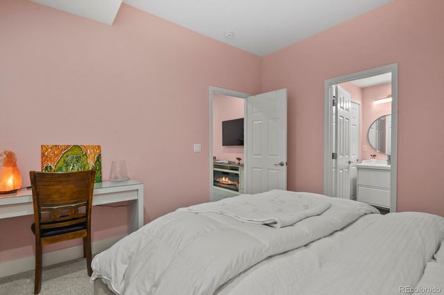 4869 S Picadilly Court, Aurora, CO 80015