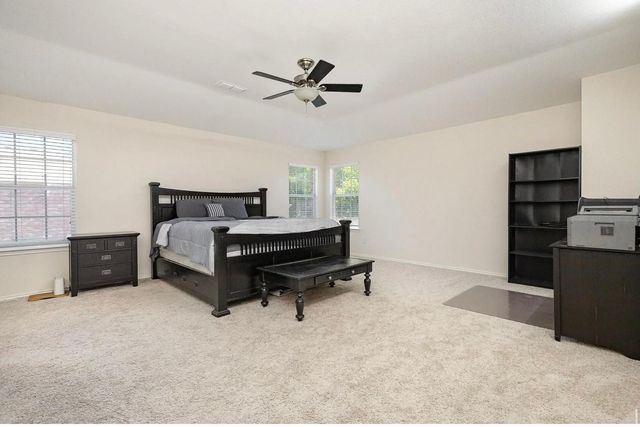 512 Darlene Trail, Euless, TX 76039