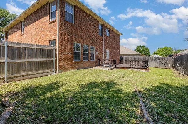 512 Darlene Trail, Euless, TX 76039