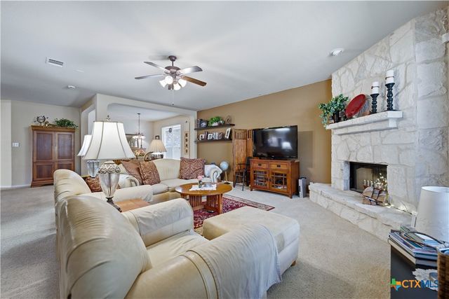 767 San Luis, New Braunfels, TX 78132
