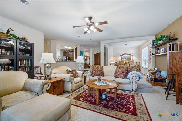 767 San Luis, New Braunfels, TX 78132
