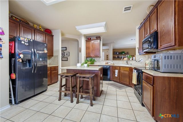 767 San Luis, New Braunfels, TX 78132