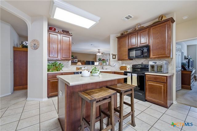 767 San Luis, New Braunfels, TX 78132
