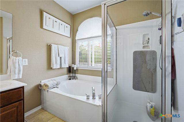 767 San Luis, New Braunfels, TX 78132