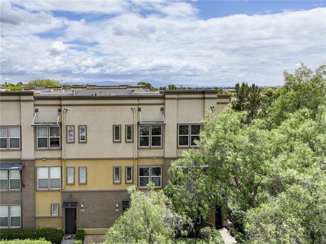 1105 Armstrong, Fullerton, CA 92833
