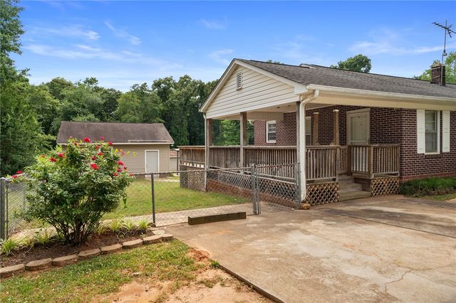 222 Whiten Road, Anderson, SC 29621