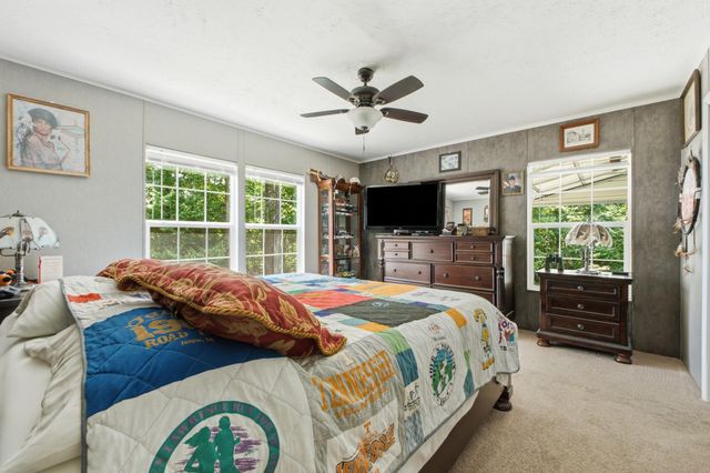 1800 S Pittsburg Mountain Road, South Pittsburg, TN 37380