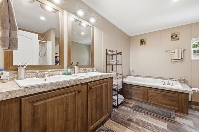 1800 S Pittsburg Mountain Road, South Pittsburg, TN 37380