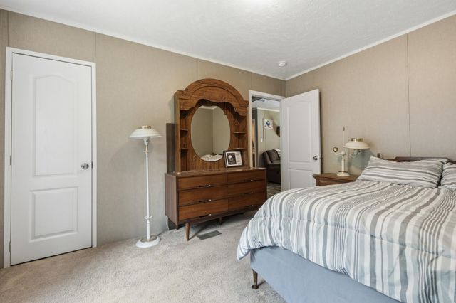 1800 S Pittsburg Mountain Road, South Pittsburg, TN 37380