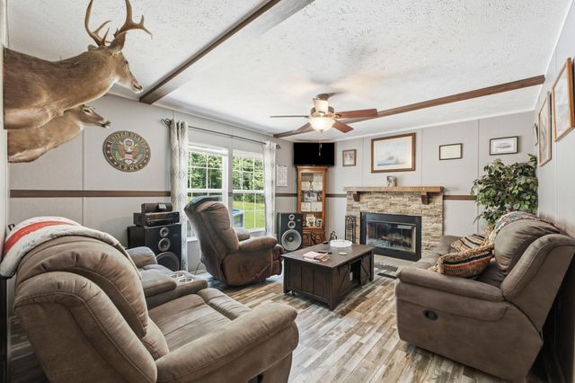 1800 S Pittsburg Mountain Road, South Pittsburg, TN 37380
