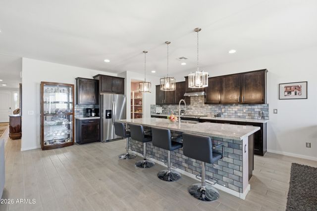 3226 E LUNA Drive, San Tan Valley, AZ 85143