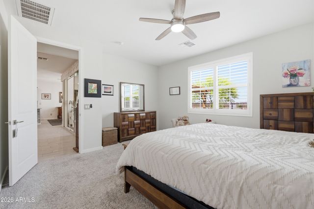 3226 E LUNA Drive, San Tan Valley, AZ 85143