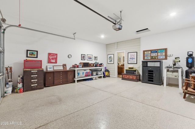 3226 E LUNA Drive, San Tan Valley, AZ 85143