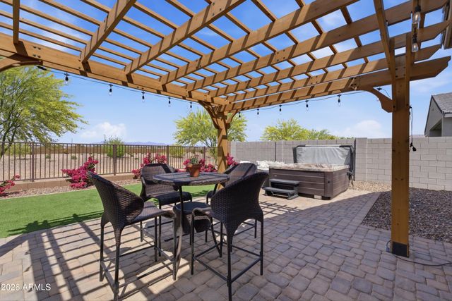 3226 E LUNA Drive, San Tan Valley, AZ 85143