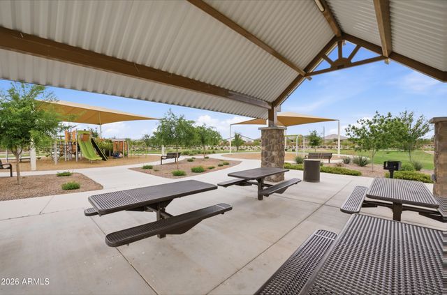 3226 E LUNA Drive, San Tan Valley, AZ 85143