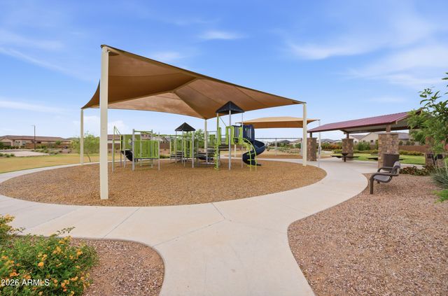 3226 E LUNA Drive, San Tan Valley, AZ 85143