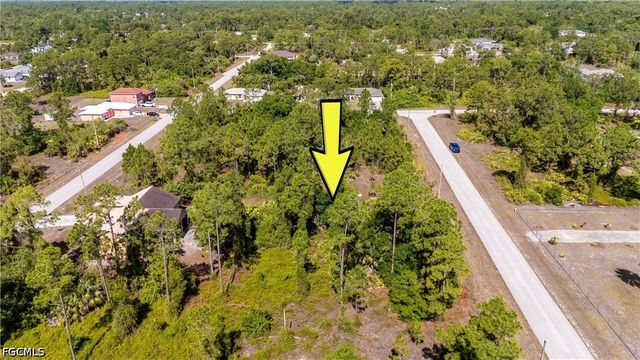 1228 Celtic ST E, Lehigh Acres, FL 33974