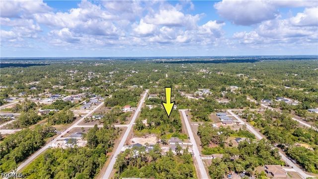 1228 Celtic ST E, Lehigh Acres, FL 33974