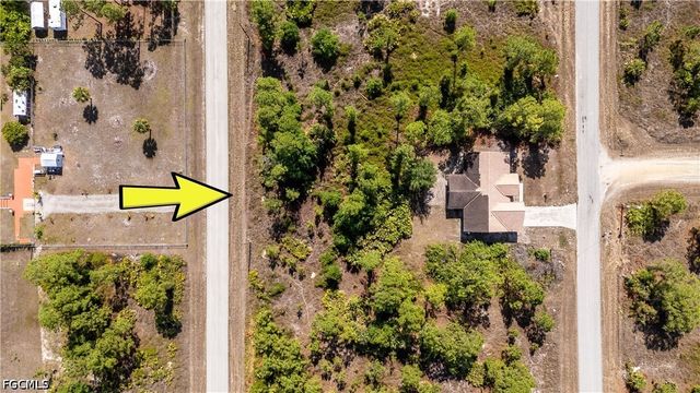 1228 Celtic ST E, Lehigh Acres, FL 33974