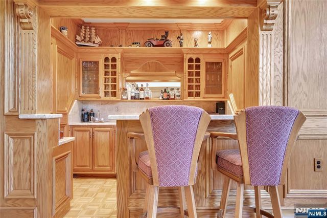 837 Apple Ridge Road, Franklin Lakes, NJ 07417