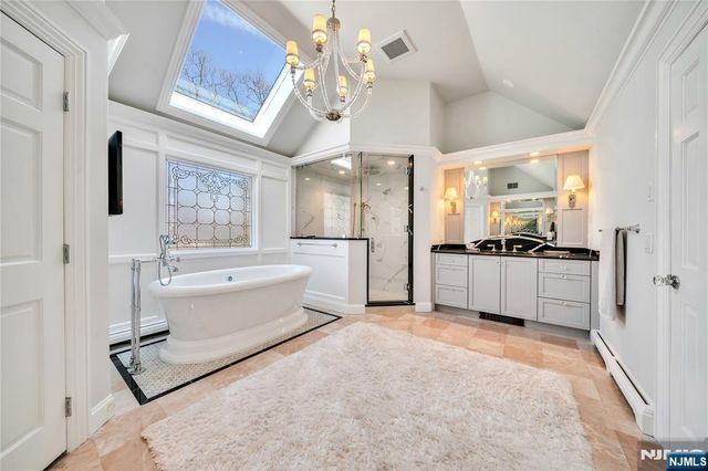 837 Apple Ridge Road, Franklin Lakes, NJ 07417