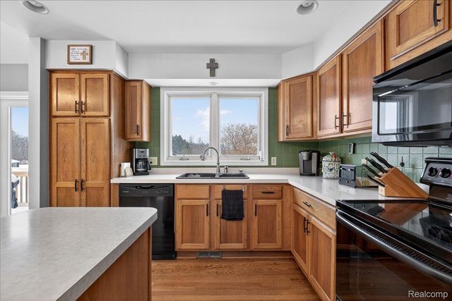 13660 French Lane, Springfield Charter Township, MI 48350